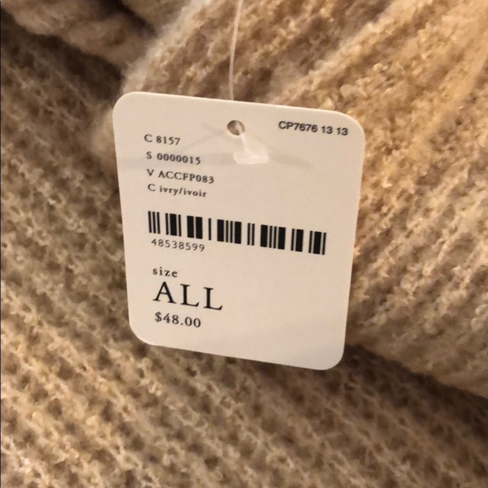 NWT Free People Scarf / wrap - Picture 3 of 5